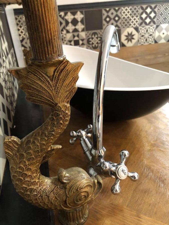 Appartement Romantique Parisien, Baignoire Retro Au Pied Du Lit Boulogne-sur-Mer Kültér fotó